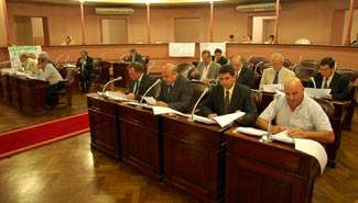 SenadoresEnDiputados201012.jpg