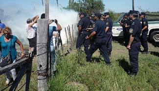 RepresiónDesalojoSantaElena.jpg