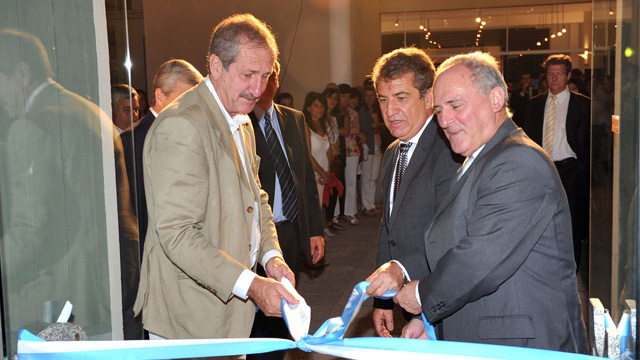 UrribarriSchepensUnerMedicinaConcepcinDelUruguay_20121120.jpg