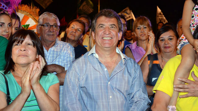 UrribarriFiestaPatriaPopular20121210.jpg