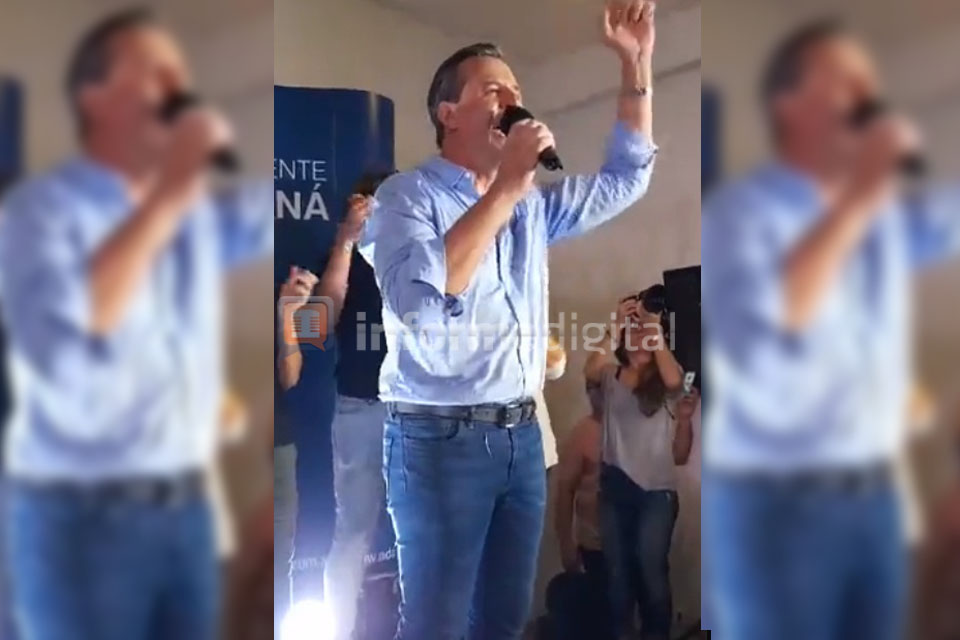 Bahl celebró el triunfo en Paraná