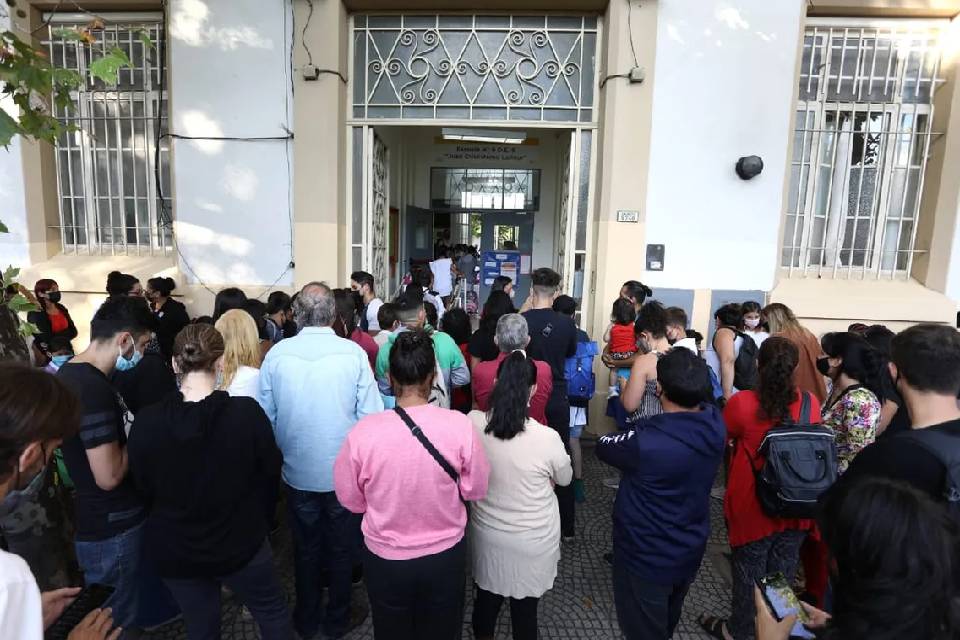 (Mención a Entre Ríos) Qué provincia termina hoy las clases y cuándo empiezan las vacaciones de verano en todo el país