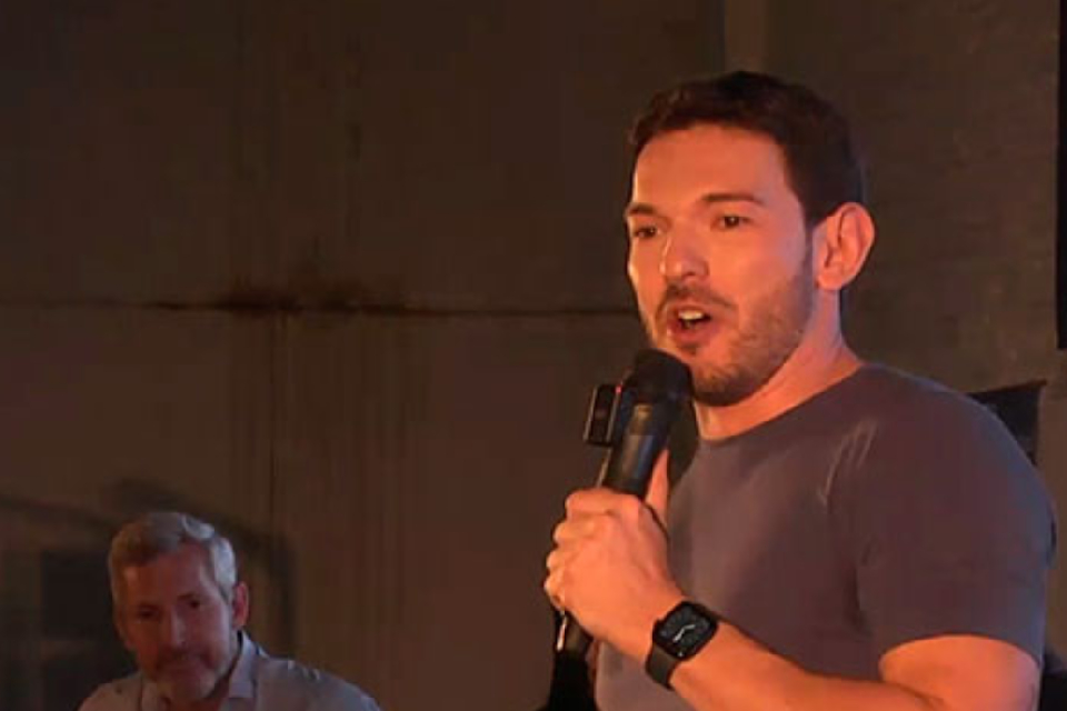 Emanuel Gainza realizó el lanzamiento de su campaña en el club San Agustín de Paraná