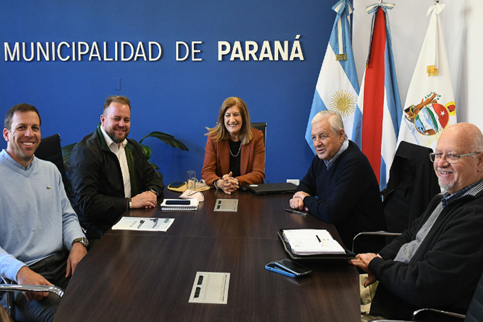 Reunión con José Lauritto por alumbrado publico