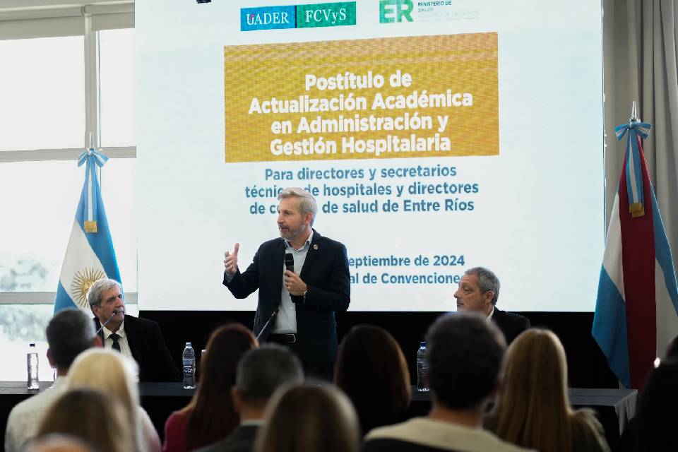 Frigerio lanzó una formación de gestión hospitalaria
