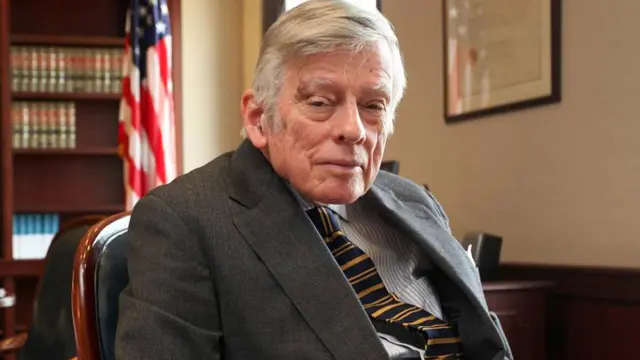 El gobierno oficializó su oferta a los buitres con un 25% de quita