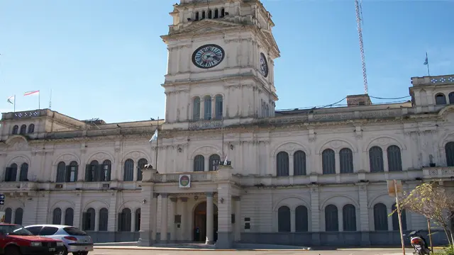 Tras reclamos, el Gobierno contestó que transfirió fondos a municipios