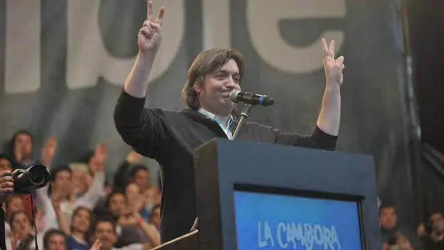 Fieles al kirchnerismo van a cumbre de cara a elecciones del PJ