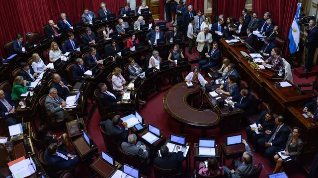 El Senado tratará los proyectos de la oposición para frenar despidos