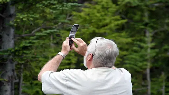 La legislatura entrerriana pide explicaciones a las empresas de celulares