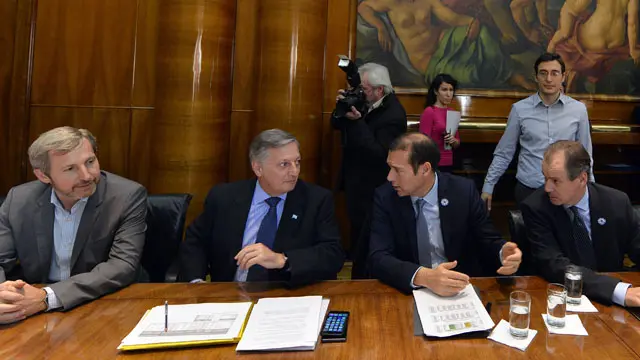 Bordet y otros gobernadores consiguieron que Nación alivie el impacto del tarifazo