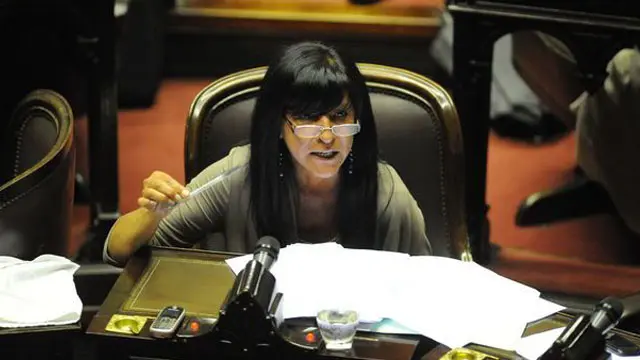 Diputados: quieren que los que se fueron del bloque del FpV renuncien a sus bancas