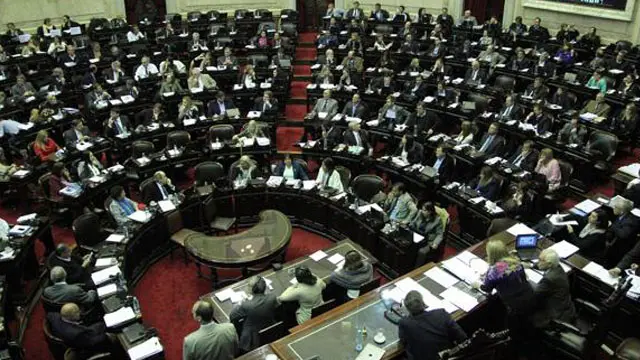 Diputados se prepara para tratar leyes para pymes y el sector autopartista