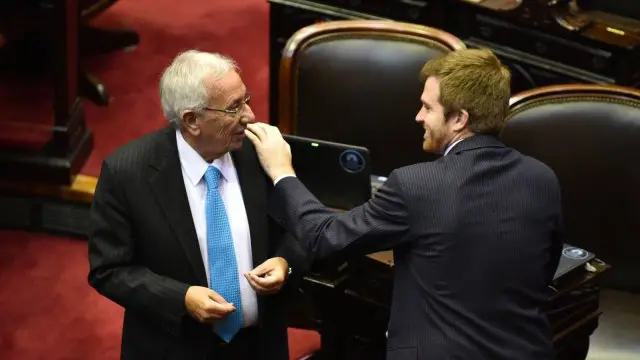 Diputados del FpV quieren una sesión para frenar el tarifazo