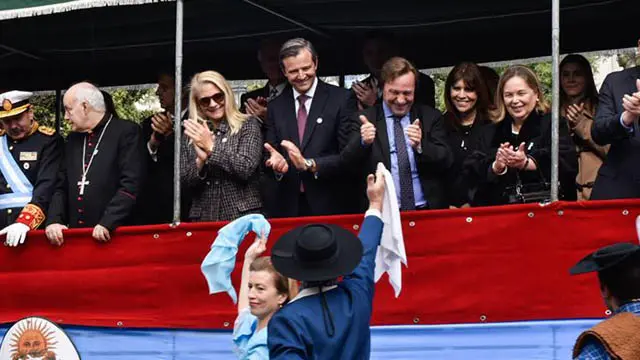 Bahl y Varisco compartieron el acto central por el Bicentenario en Entre Ríos