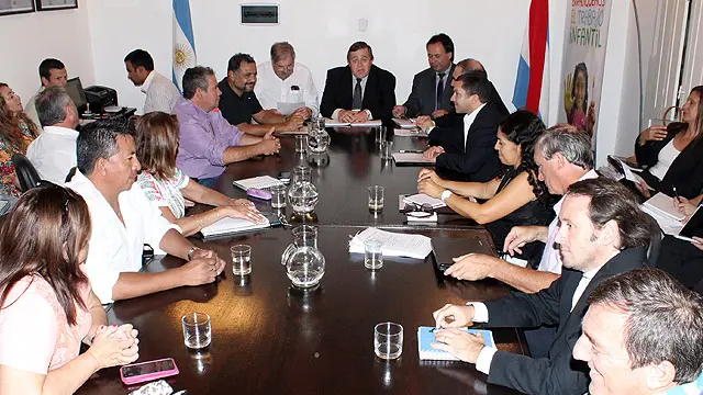 Se reprogramó para el viernes la paritaria de los estatales entrerrianos