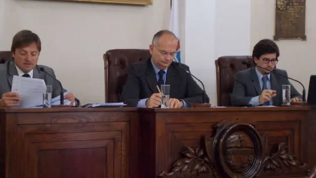 Suspenden a un funcionario que dejó Grand en el Concejo Deliberante de Paraná