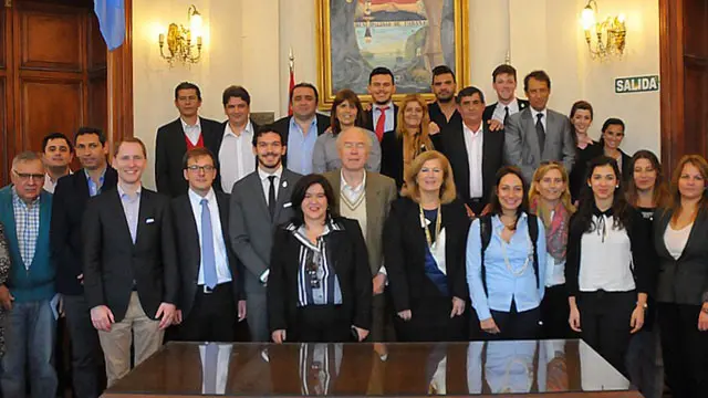 Vicealcaldes alemanes y uruguayos discuten políticas públicas en Paraná