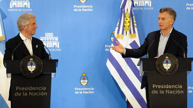 Macri y Tabaré Vázquez acordaron avanzar con el monitoreo ambiental