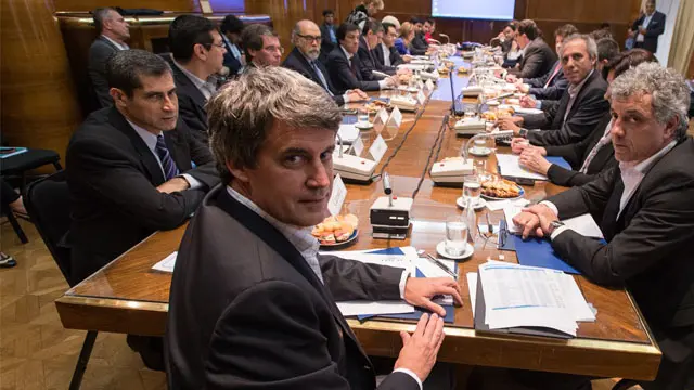 Entre Ríos podría endeudarse sin permiso de Nación si reduce el déficit