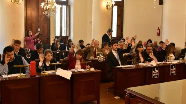 El Concejo cierra el año con el tratamiento de dos proyectos de Varisco