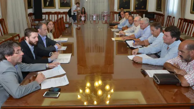 El gobierno acordó con la Mesa de Enlace pago del Inmobiliario Rural