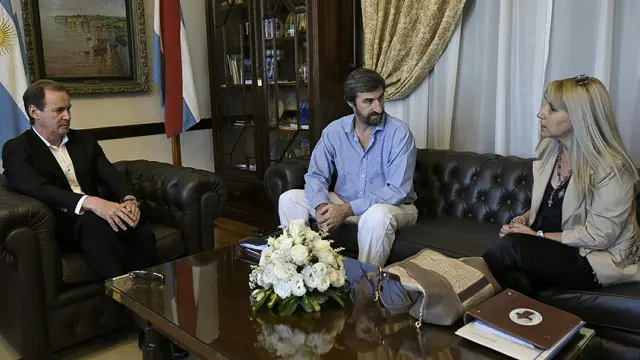 Nueva senadora juró lealtad a Bordet