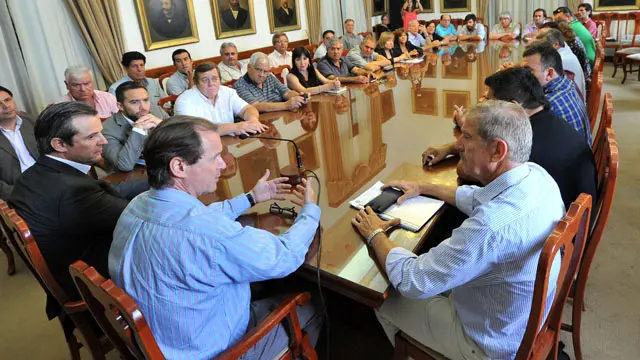 Bordet con sindicatos: paritarias, estabilidad laboral y la Caja