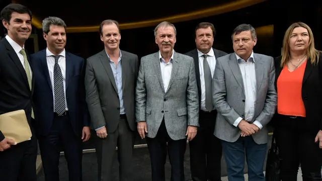 Gobernadores del PJ se reunirán por la coparticipación y la pauta paritaria
