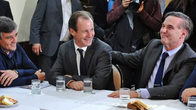 Pichetto pone a Bordet en la lista de nuevos líderes del PJ