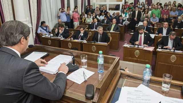 Senado: las comisiones que controla el FpV y Cambiemos
