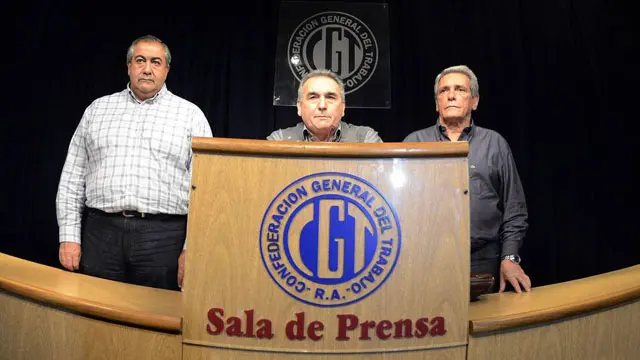 El Gobierno abrió un expediente para invalidar el triunvirato de la CGT