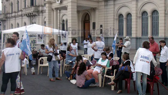 Otro sector del PRO desautoriza que sea "desestabilizador" el paro docente