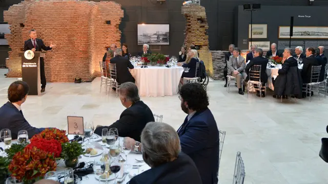 Bordet acompañó a Macri en la bienvenida al presidente de Italia