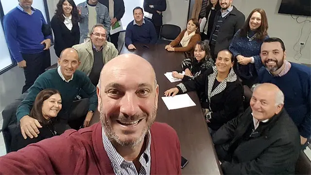 De la Rosa se despidió por Twitter: no deja la política
