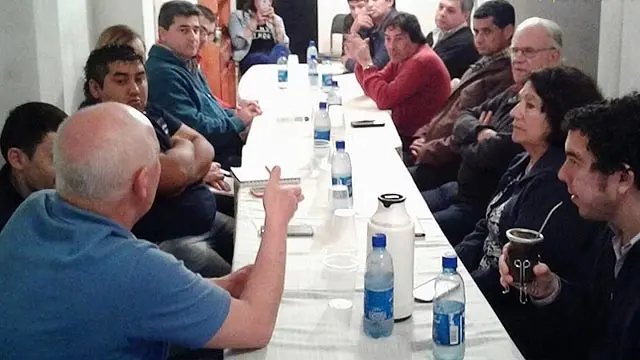 Kirchneristas celebran la cantidad de listas que van a la interna del PJ
