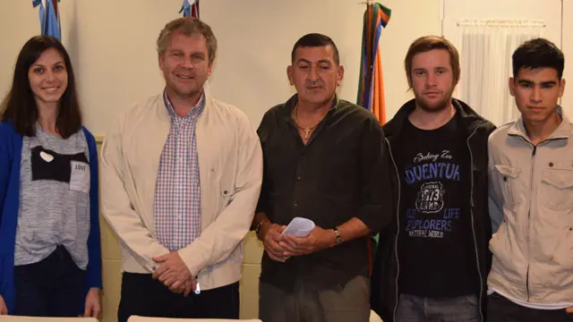 Intendente de Cambiemos muestra apoyo peronista