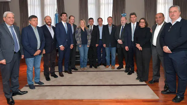 Coparticipación: Bordet juntó a gobernadores y no demandarán a Macri