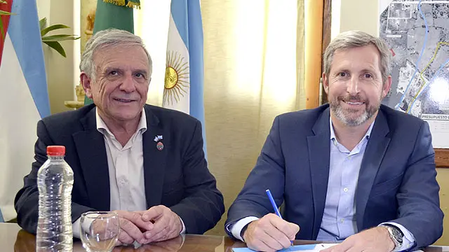 Denuncian a intendente de Cambiemos por violar la ley y hacer campaña