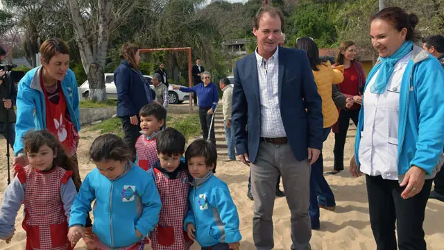 Bordet quiere más escuelas de doble jornada