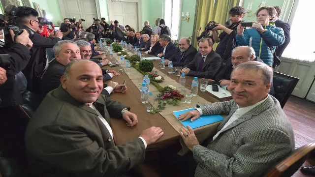 Provincias presentan defensas ante la Corte contra demanda de Vidal