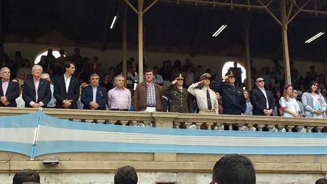 Guiños a Macri y reclamos a Bordet en la Rural de Victoria