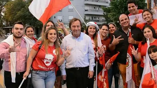 Allanamientos: los militantes salieron a bancar y culpan a Frigerio