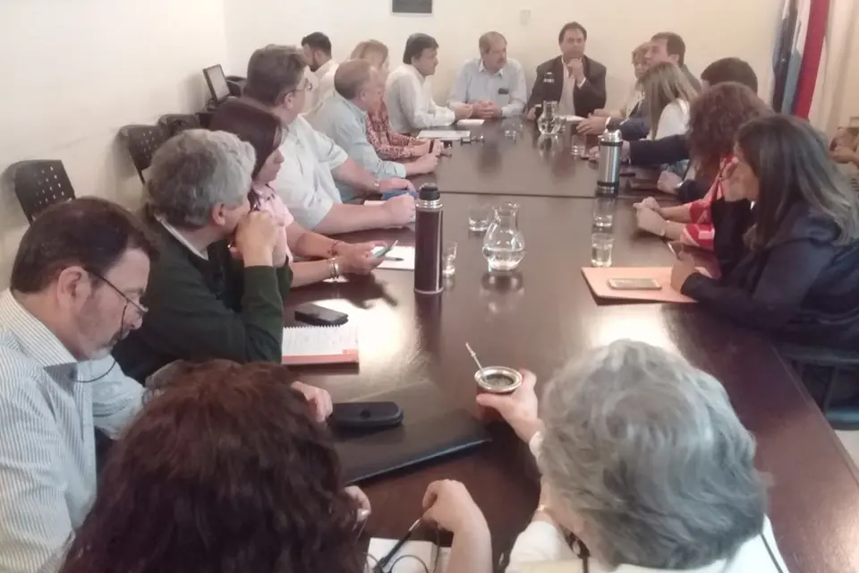 Gobierno mejoró la oferta a docentes