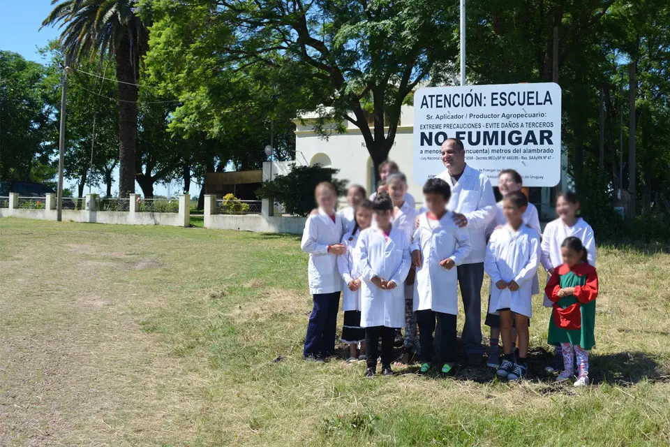 El STJ ratificó la prohibición de fumigar cerca de escuelas
