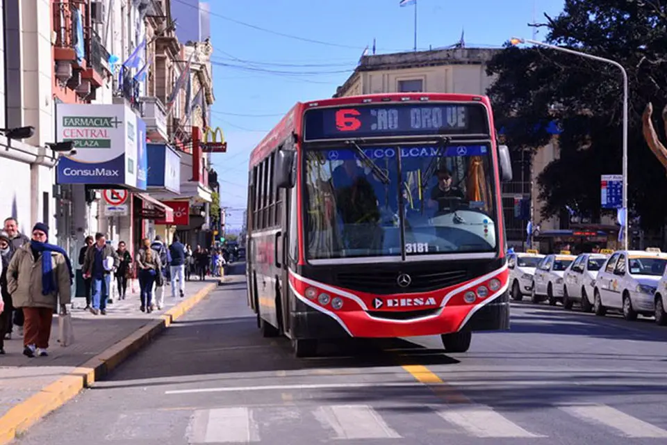 Este lunes habrá paro de choferes en todo el país