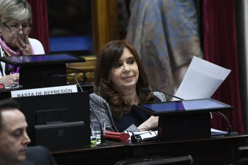 Dictaron falta de mérito de Cristina Kirchner en la causa Ruta del dinero K
