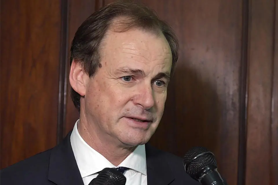 Bordet pone en dudas el desdoblamiento