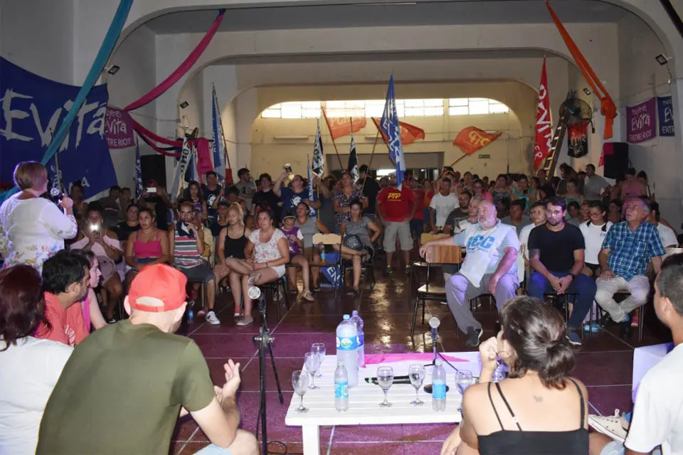 Movimientos sociales llaman a impedir triunfo de Cambiemos en Entre Ríos