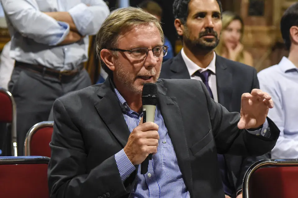 Bahillo quiere que pase por el Congreso